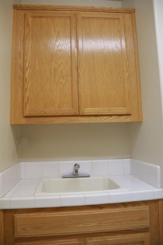 2607 Allegiance Ln, Riverbank, CA 95367