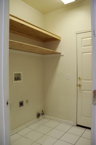 2607 Allegiance Ln, Riverbank, CA 95367