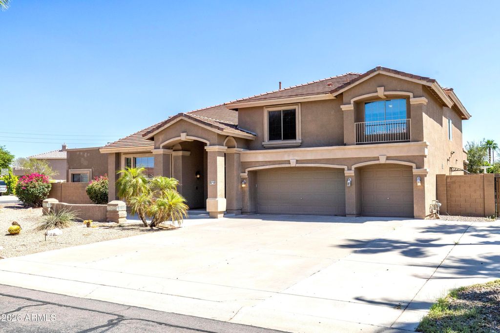 2315 N AVOCA Street N, Mesa, AZ 85207 — photo 2