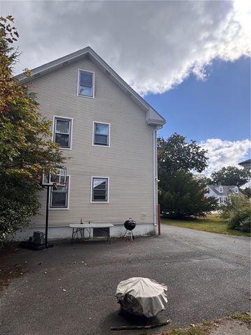 71 Rowe Avenue, Pawtucket, RI 02861