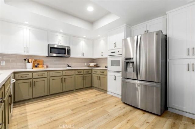 23039 Blue Bird Drive, Canyon Lake, CA 92587