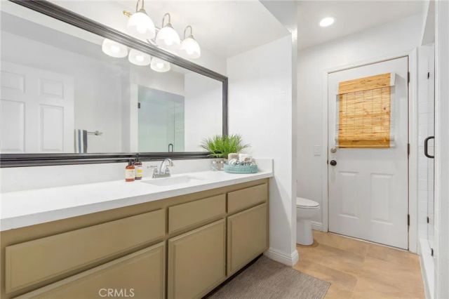 23039 Blue Bird Drive, Canyon Lake, CA 92587