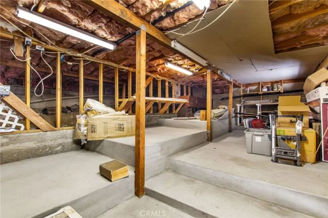 23039 Blue Bird Drive, Canyon Lake, CA 92587