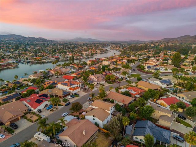 23039 Blue Bird Drive, Canyon Lake, CA 92587