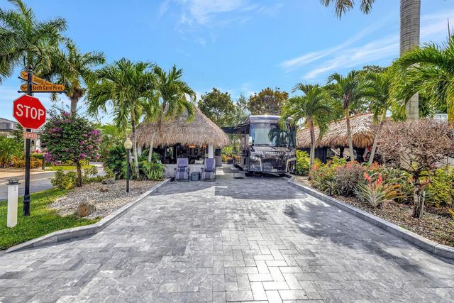 58 S Carol Parkway 58, Margate, FL 33068