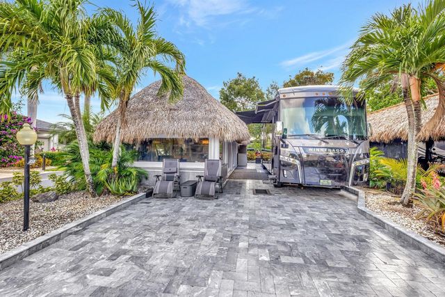 58 S Carol Parkway 58, Margate, FL 33068