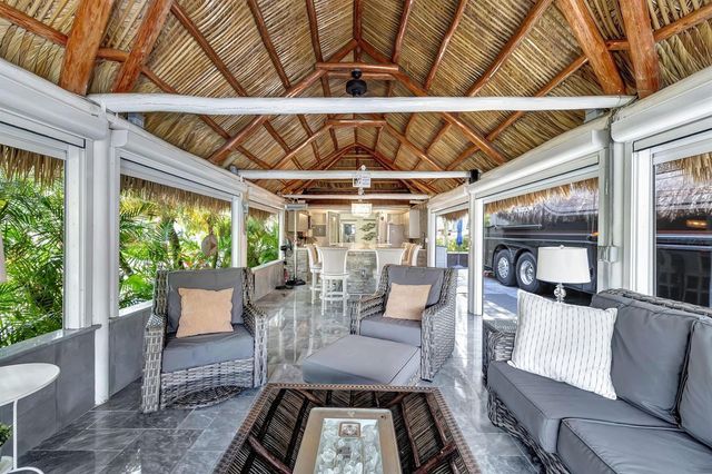 58 S Carol Parkway 58, Margate, FL 33068