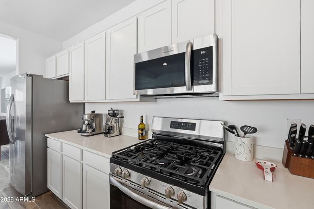10204 E ULYSSES Avenue, Mesa, AZ 85212