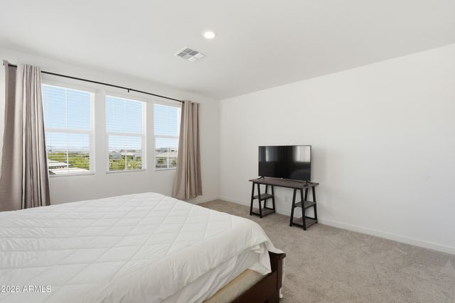 10204 E ULYSSES Avenue, Mesa, AZ 85212