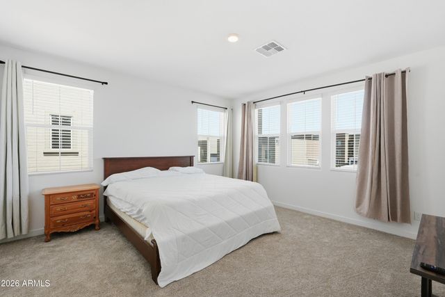 10204 E ULYSSES Avenue, Mesa, AZ 85212