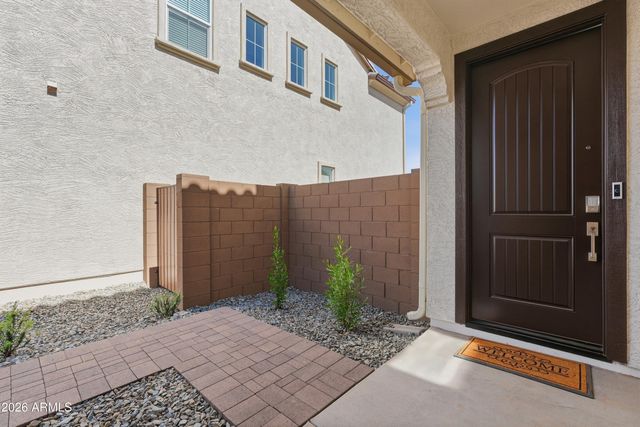 10204 E ULYSSES Avenue, Mesa, AZ 85212