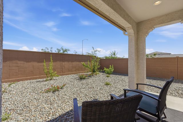 10204 E ULYSSES Avenue, Mesa, AZ 85212