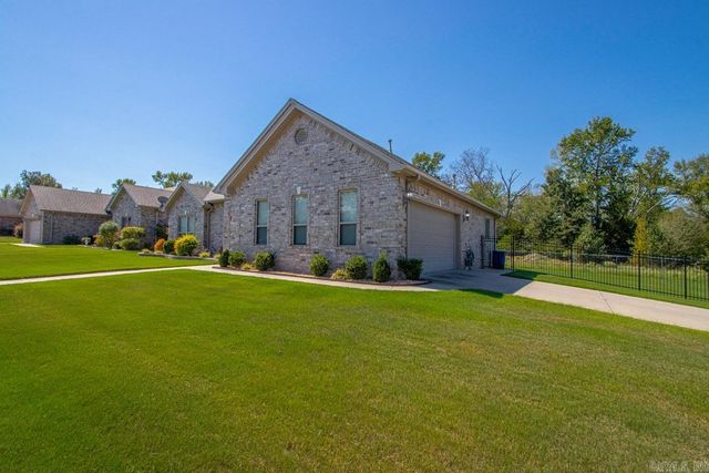 500 Sussix Loop, North Little Rock, AR 72120