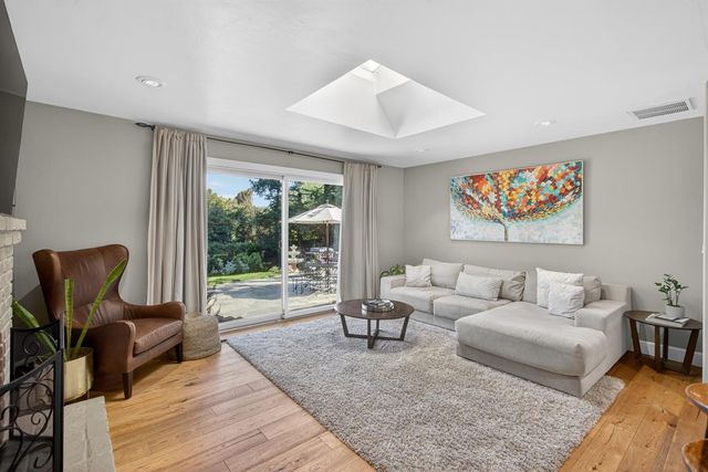 2026 Mission Ave, Carmichael, CA 95608