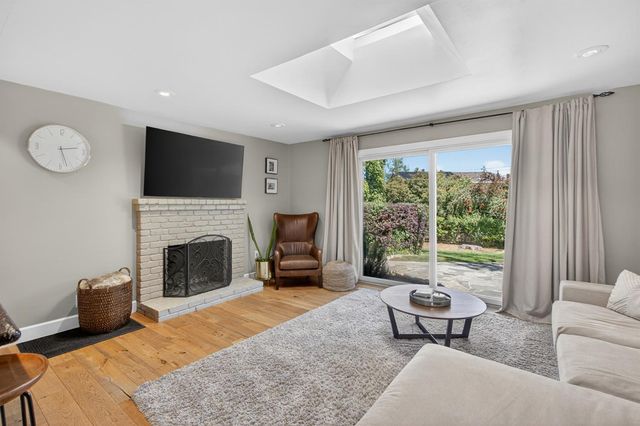 2026 Mission Ave, Carmichael, CA 95608