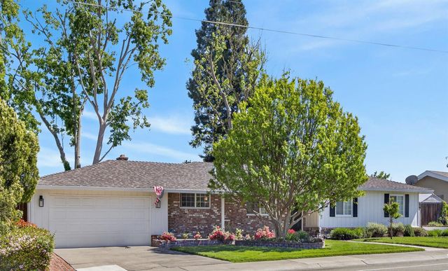 2026 Mission Ave, Carmichael, CA 95608