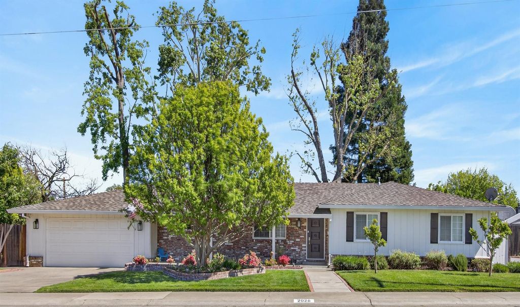 2026 Mission Ave, Carmichael, CA 95608