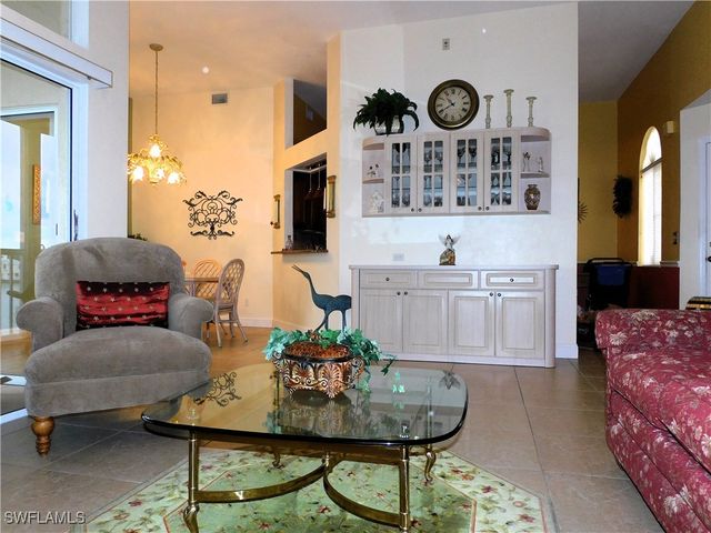 2651 Citrus Lake DR D306, Naples, FL 34109