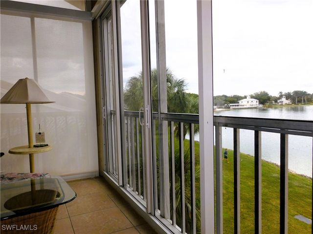 2651 Citrus Lake DR D306, Naples, FL 34109