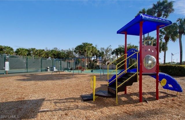 2651 Citrus Lake DR D306, Naples, FL 34109