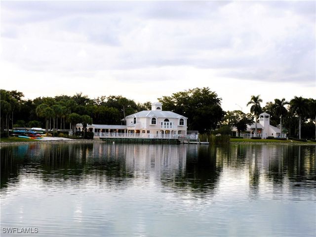 2651 Citrus Lake DR D306, Naples, FL 34109