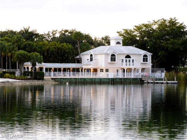 2651 Citrus Lake DR D306, Naples, FL 34109