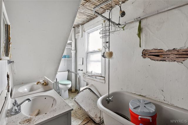 210 Mulberry Street, Buffalo, NY 14204