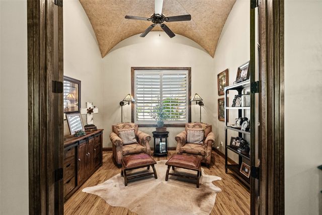 6100 Browning Court, Granbury, TX 76049