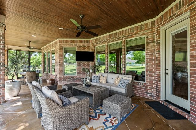 6100 Browning Court, Granbury, TX 76049