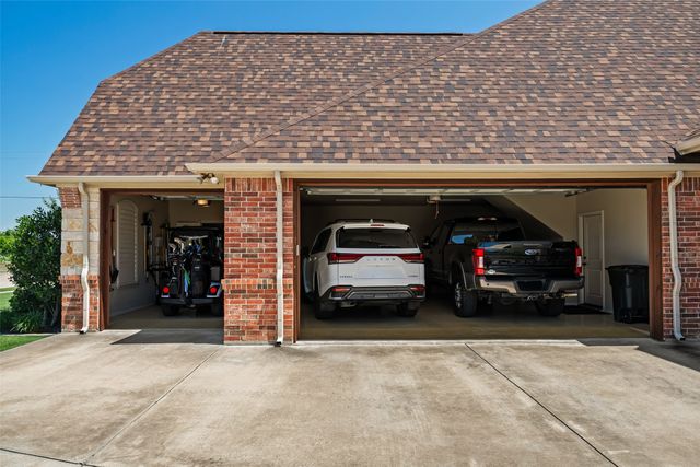 6100 Browning Court, Granbury, TX 76049