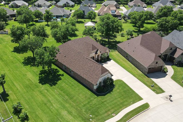 6100 Browning Court, Granbury, TX 76049