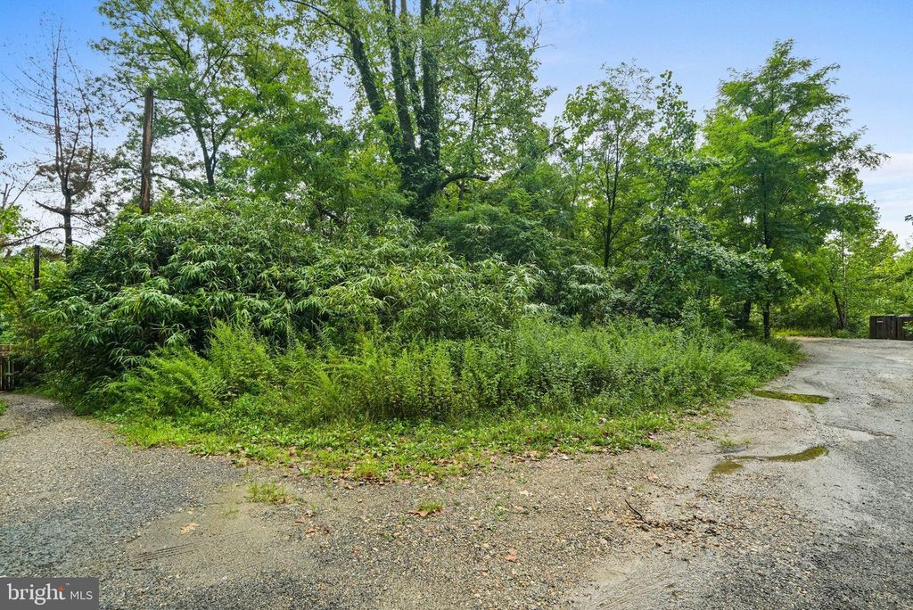 1208 SUE LN, Capitol Heights, MD 20743