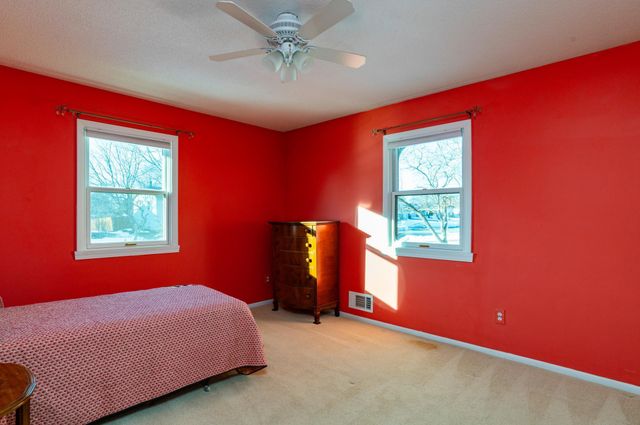 2888 Bartelmy Lane, Maplewood, MN 55109