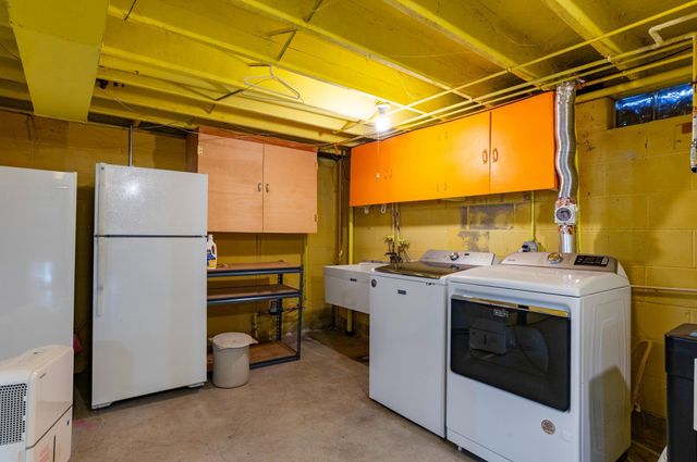 2888 Bartelmy Lane, Maplewood, MN 55109