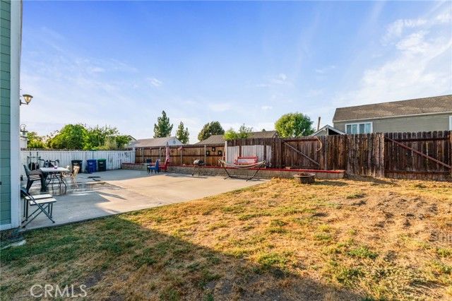 1949 Cottonwood Drive, Colton, CA 92324