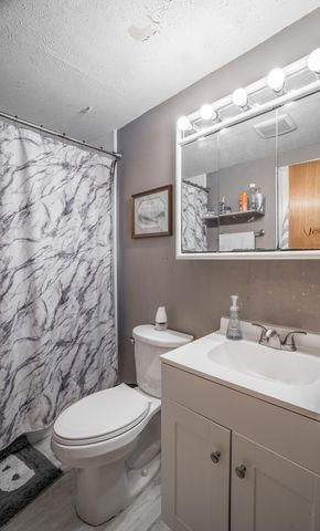 848 Crescent Drive 848 Crescent Drive, Sidney, OH 45365