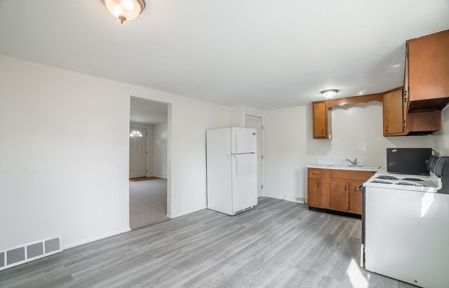 848 Crescent Drive 848 Crescent Drive, Sidney, OH 45365