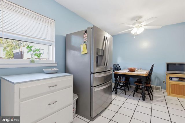 2754 CLAYTON ST, Philadelphia, PA 19152