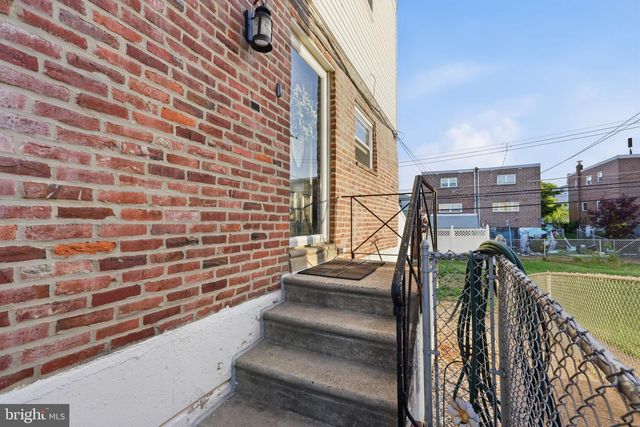 2754 CLAYTON ST, Philadelphia, PA 19152