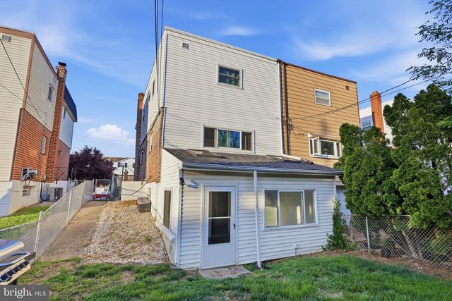 2754 CLAYTON ST, Philadelphia, PA 19152