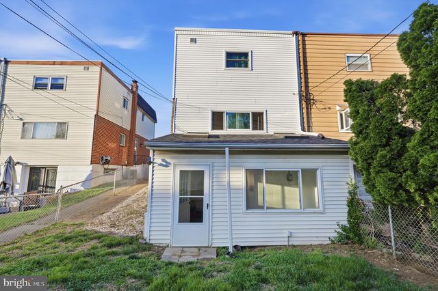 2754 CLAYTON ST, Philadelphia, PA 19152