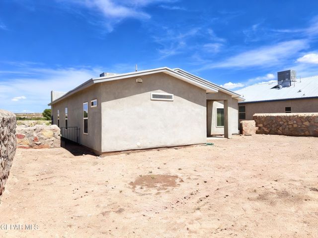 12016 Iron Hollow Street, Socorro, TX 79927