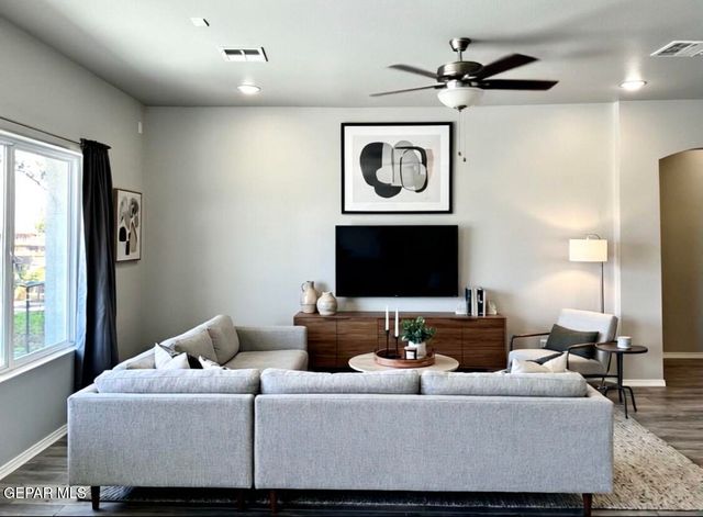 12016 Iron Hollow Street, Socorro, TX 79927