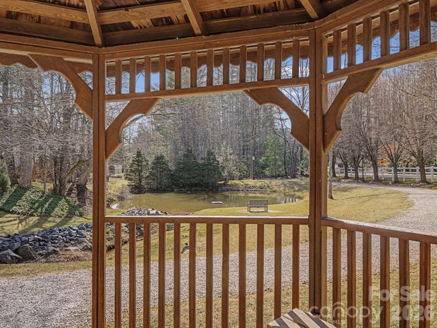 220 Jonathan Creek Drive, Etowah, NC 28729