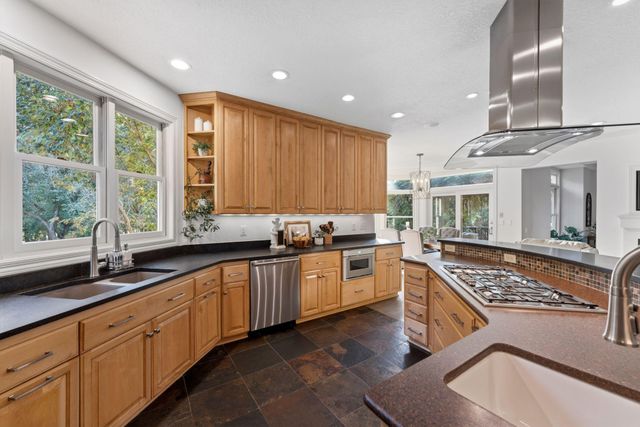 4570 Neal Avenue N, Stillwater, MN 55082