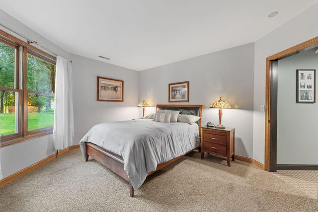 4570 Neal Avenue N, Stillwater, MN 55082
