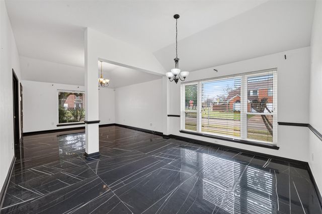 2214 Ruffian Lane, Stafford, TX 77477