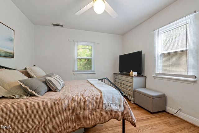 115 W Vernon Avenue, Wake Forest, NC 27587