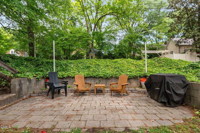 115 W Vernon Avenue, Wake Forest, NC 27587