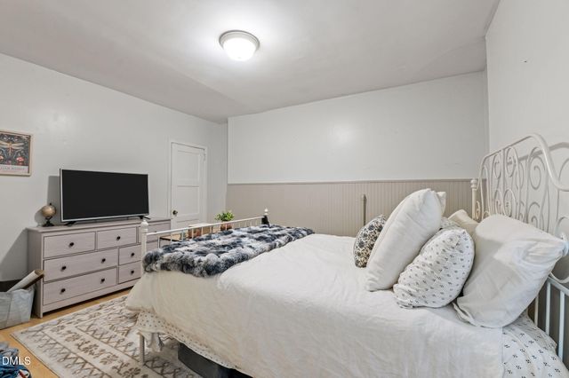 115 W Vernon Avenue, Wake Forest, NC 27587